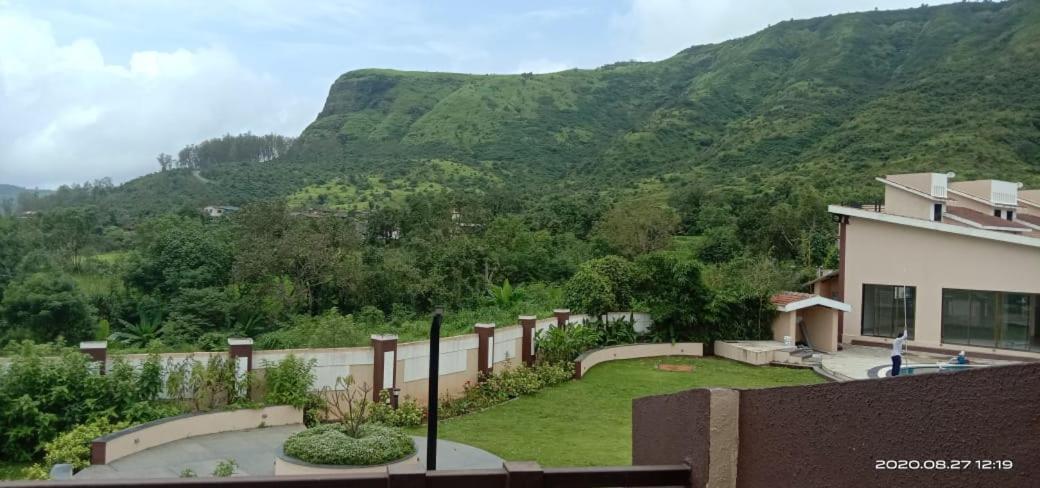 Akshaya Villa Lonavala Eksteriør billede